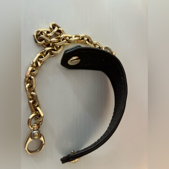 Henri Bendel Wristlet or Scarf or glove holder Snap Keychain. Very convenient. - Picture 4 of 4